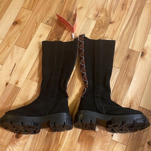 FARM Rio Black Boots NWT size 6 - Picture 3 of 7